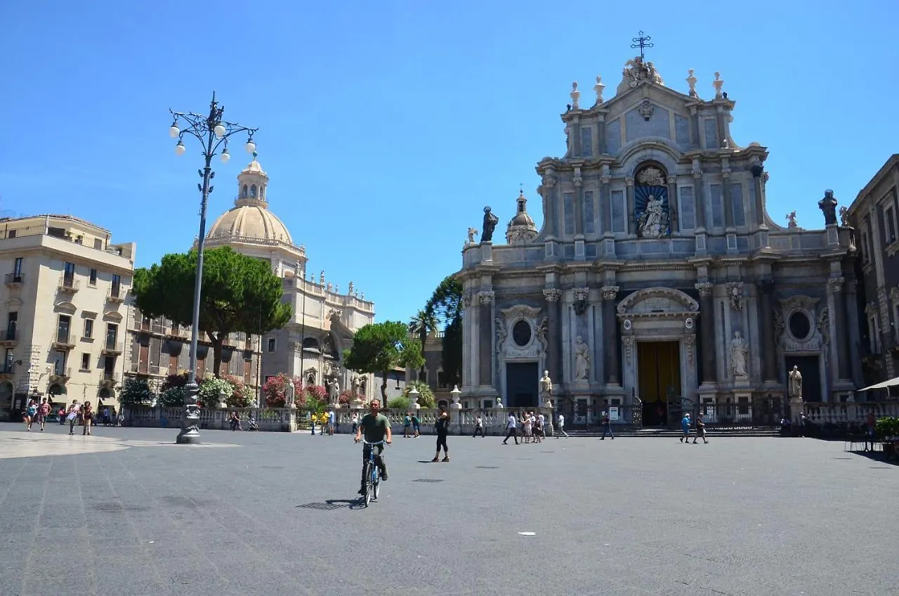 Nocleg ze śniadaniem Bed and Breakfast Tre Stelle Al Duomo Katania