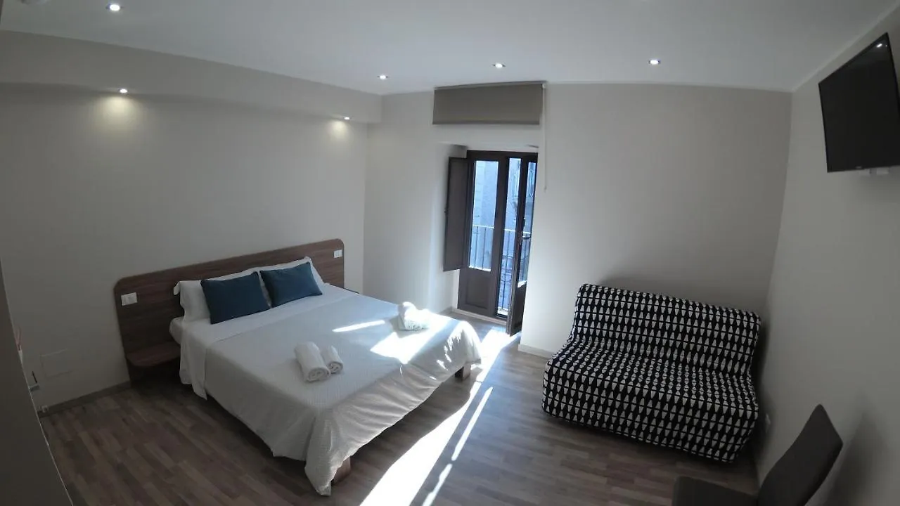 Bed and Breakfast Tre Stelle Al Duomo Katania Nocleg ze śniadaniem
